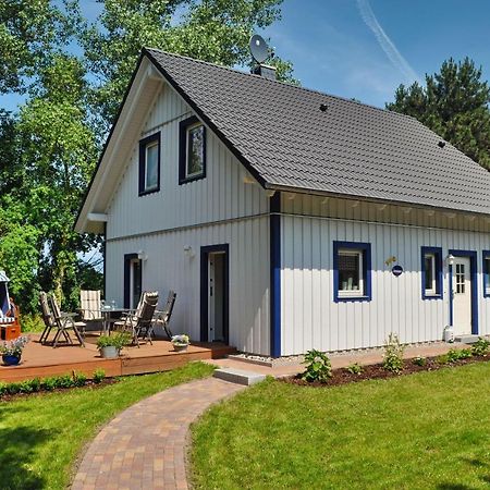 Komfortables Haus Mit Kamin, Sauna, Garten, Terrasse - Ferienhaus Sternschnuppe Wiek auf Ruegen Exterior photo